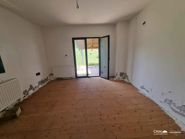 Durmitor ve Savin Kuk Manzaralı 289 m² Ev